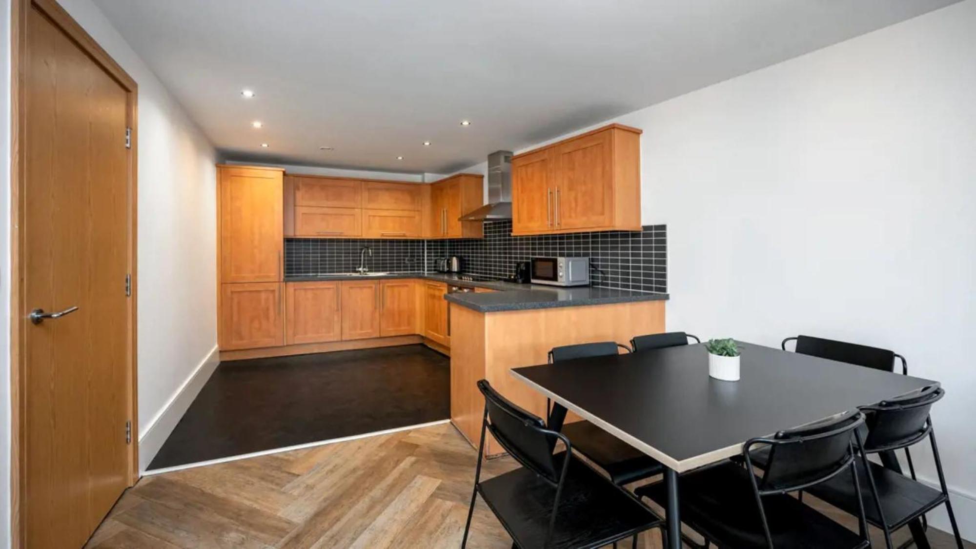 Apartahotel Staycity Centre 4*